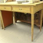 879 4540 WRITING DESK